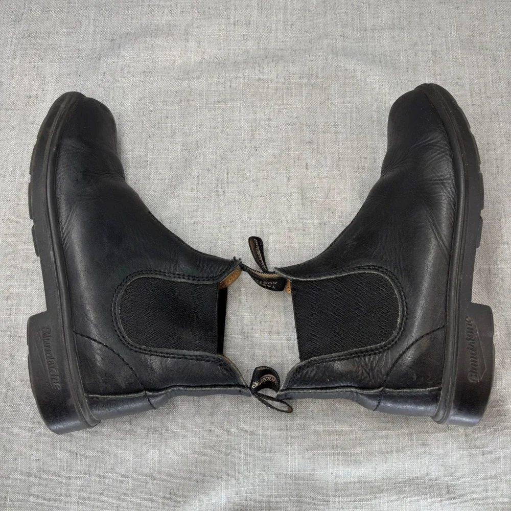 Blundstone Kids Series Black Leather Chelsea Boots Pull On Big Kids US Size 3